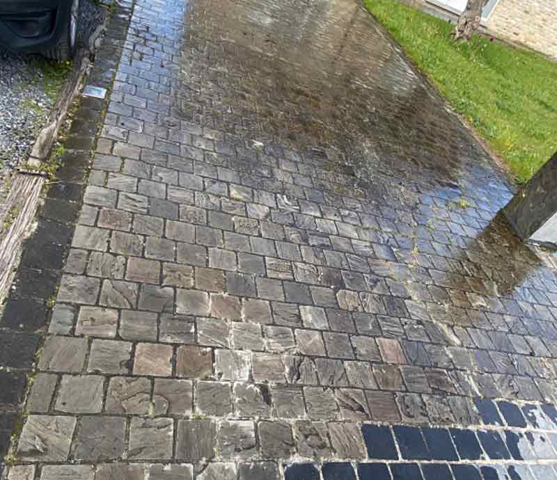 Nettoyage des extérieurs : LE FOURN Rénov en Belgique : Nettoyage et traitement anti-mousse sur allée, klinkers, pierre bleue, pavé, muret, terrasse … Imperméabilisation allée, pavé … intervention en BELGIQUE: région Flamande, Wallonne et Bruxelles….